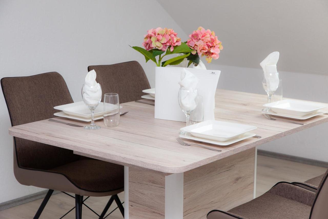 T&K Apartments Near Messe Fair Trade Duesseldorf Und Airport 3A Ντούισμπουργκ Εξωτερικό φωτογραφία